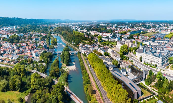 Poule Au Pot Sauce Blanche Why Poule Au Pot Is France On A Plate Plus The Recipe Food And Drink The Guardian Poule Au Pot Sauce Blanche Why Poule Au Pot Is France On A Plate Plus The Recipe Food And Drink The Guardian