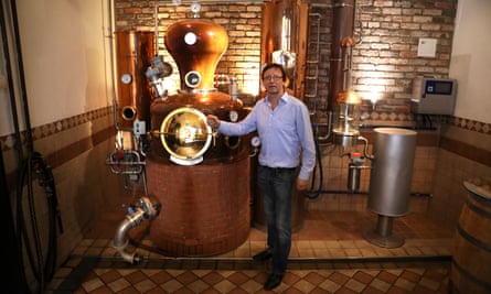 Rainer Engel of the Altstadthof brewery with his whisky still.