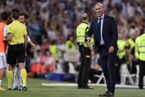 Real Madrid coach Zinedine Zidane looks pretty pleased.
