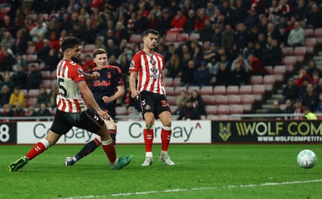 सुंदरलैंड बनाम नॉटिंघम फ़ॉरेस्ट: प्रीमियर लीग – लाइव