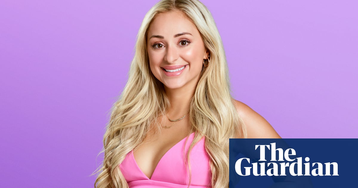 Рене Пош обвинява стриймър и продуцентска компания в емоционален стрес