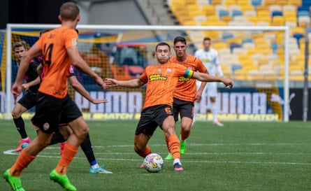 Shakhtar en action contre Metalist 1925 lors de la reprise du football en Ukraine en août dernier.