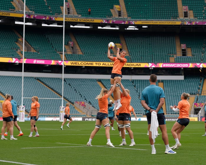 Sold-out Twickenham cements UK’s place as global home of women’s sport