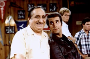 Al Molinaro with Henry Winkler in a scene from Happy Days.