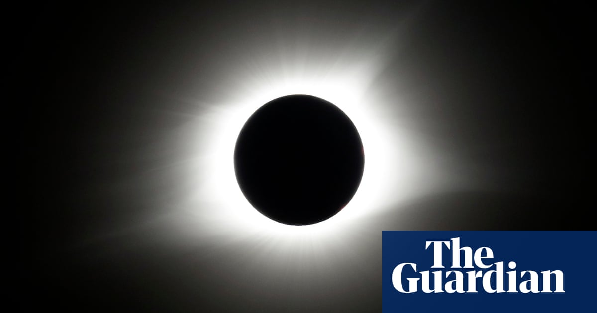 US parents: tell us about your plans to watch the total solar eclipse with your kids
