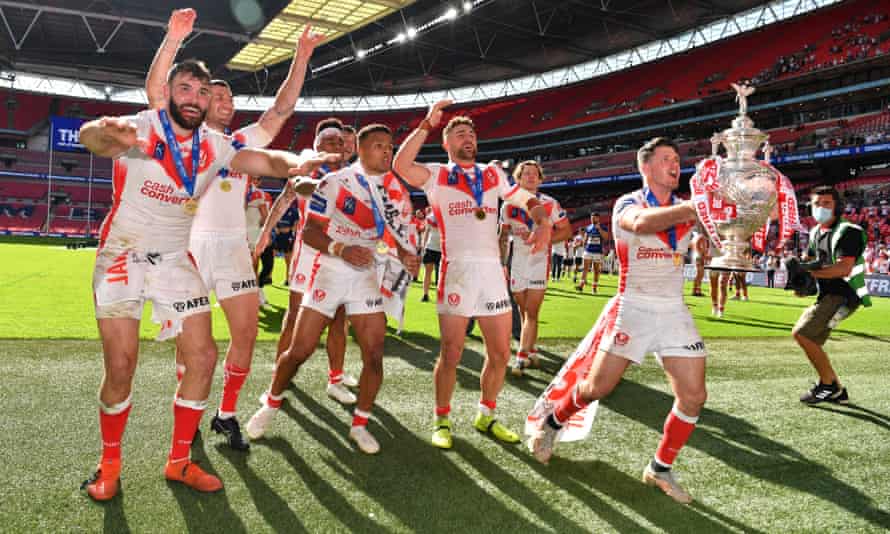 St Helens Fend Off Castleford To Take The Challenge Cup Challenge Cup The Guardian Challenge Cup 2022 Got Soccer