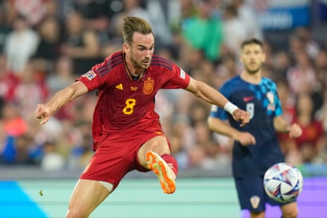 Fabian Ruiz of Spain controls the ball with the outside of his boot.