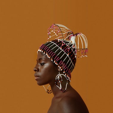 Sikolo Brathwaite in 1968 wears a headpiece designed by Carolee Prince.