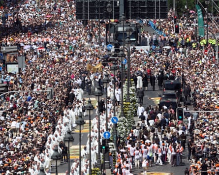 Aerial view of the crowds