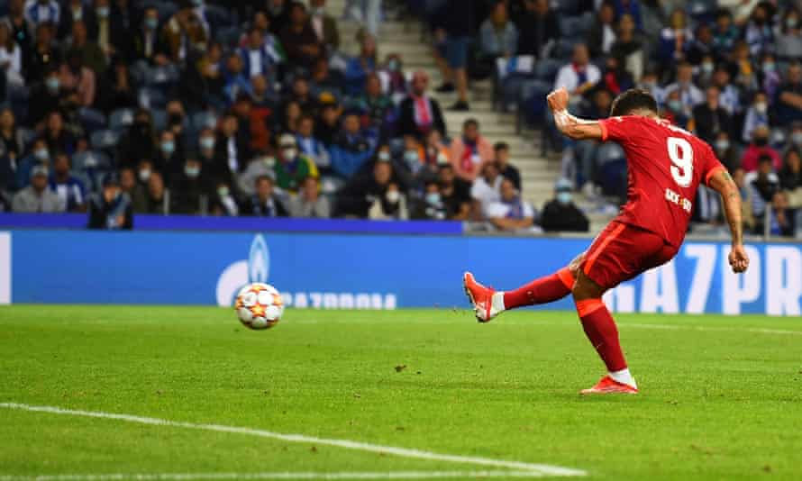 Liverpool's Roberto Firmino makes it 5-1 in Porto