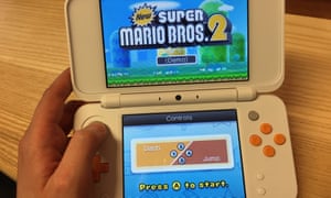 Super Mario Bros 2 on the New Nintendo 2DS XL.
