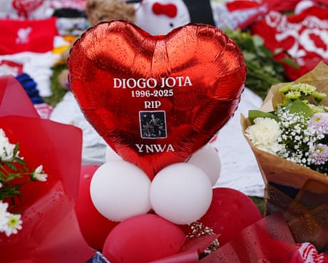 Diogo Jota Tributes - Sunday July 6th<br>Tributes at Anfield Stadium, home of Liverpool, in memory of Diogo Jota who has died at the age of 28. The club, as well as fans and football as a whole, are in mourning after the 28-year-old Portugal international and his brother Andre Silva were killed in a car crash in Spain in the early hours of Thursday. Picture date: Sunday July 6, 2025. PA Photo. Photo credit should read: Peter Byrne/PA Wire.
RESTRICTIONS: Use subject to restrictions. Editorial use only, no commercial use without prior consent from rights holder.