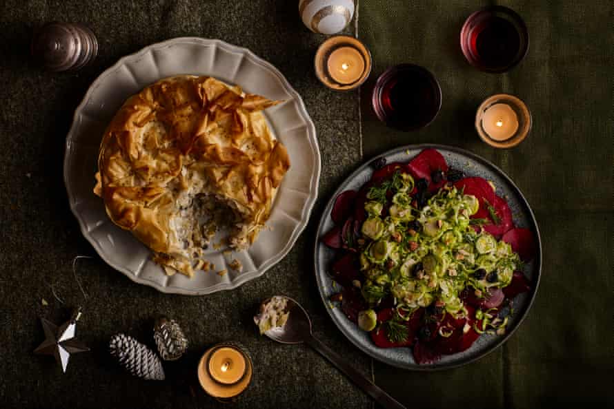 Signe Johansen's wild mushroom, chestnut and stilton filo pie and pickled beets with sprouts, dried cherry and dill slaw 20201203 Party SigneJohannsonFiloPie 043