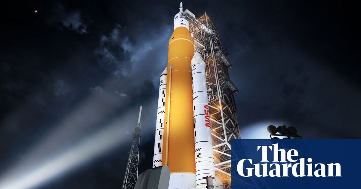 Nasa bumps moon landing back to 2025 at the earliest
