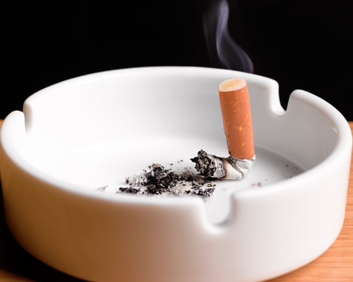 Smoking rates fall to historic low across Australia despite the rise of illicit tobacco