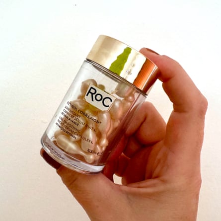 RoC retinol correxion line smoothing night serum capsules