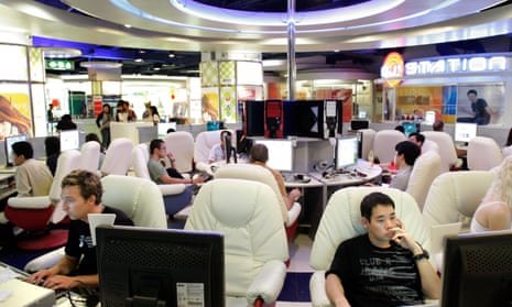 An internet cafe in Bangkok. Owners will be required by law to retain data on customers’ browsing history for 90 days. 