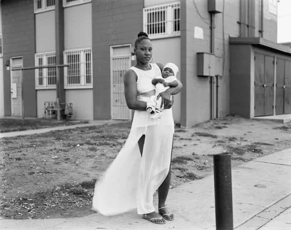 Dee Dee with her son Emir, 2013 – one of the images from Dana Lixenberg’s Imperial Courts series.