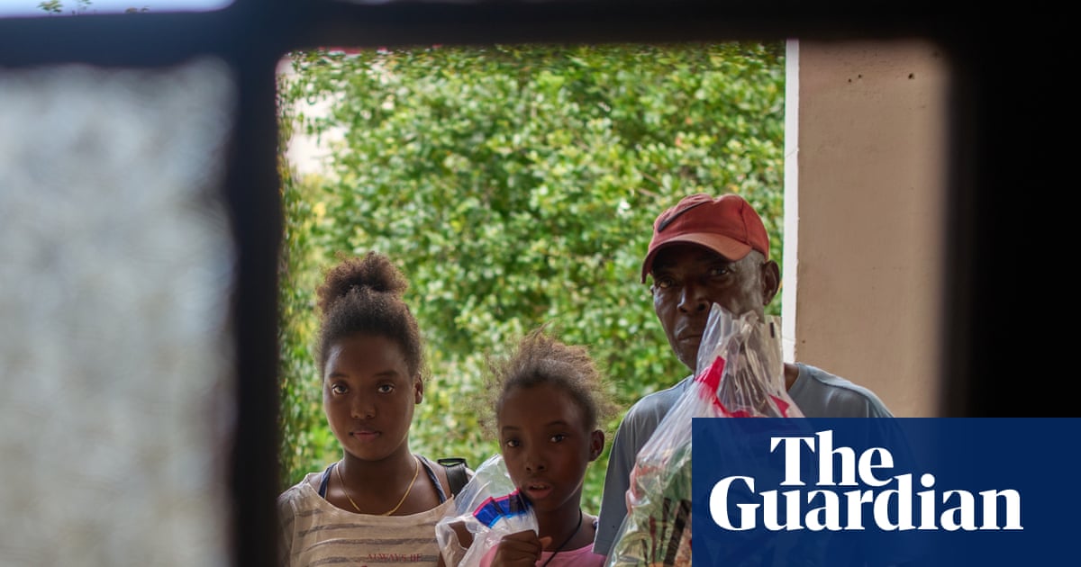 Cuba says border guards killed four gunmen on US-registered speedboat