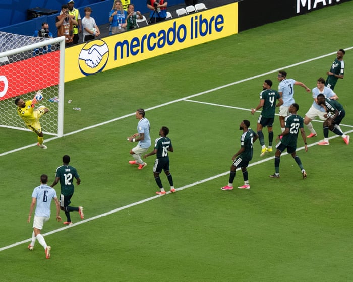 Two World Cup matches were played in ‘severe heat’, analysis finds