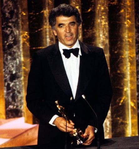 Alvin Sargent at the Academy Awards, 1978, collecting an Oscar for Julia.