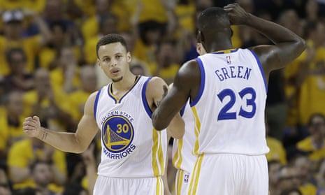 Warriors take down Thunder behind big nights from Steph Curry