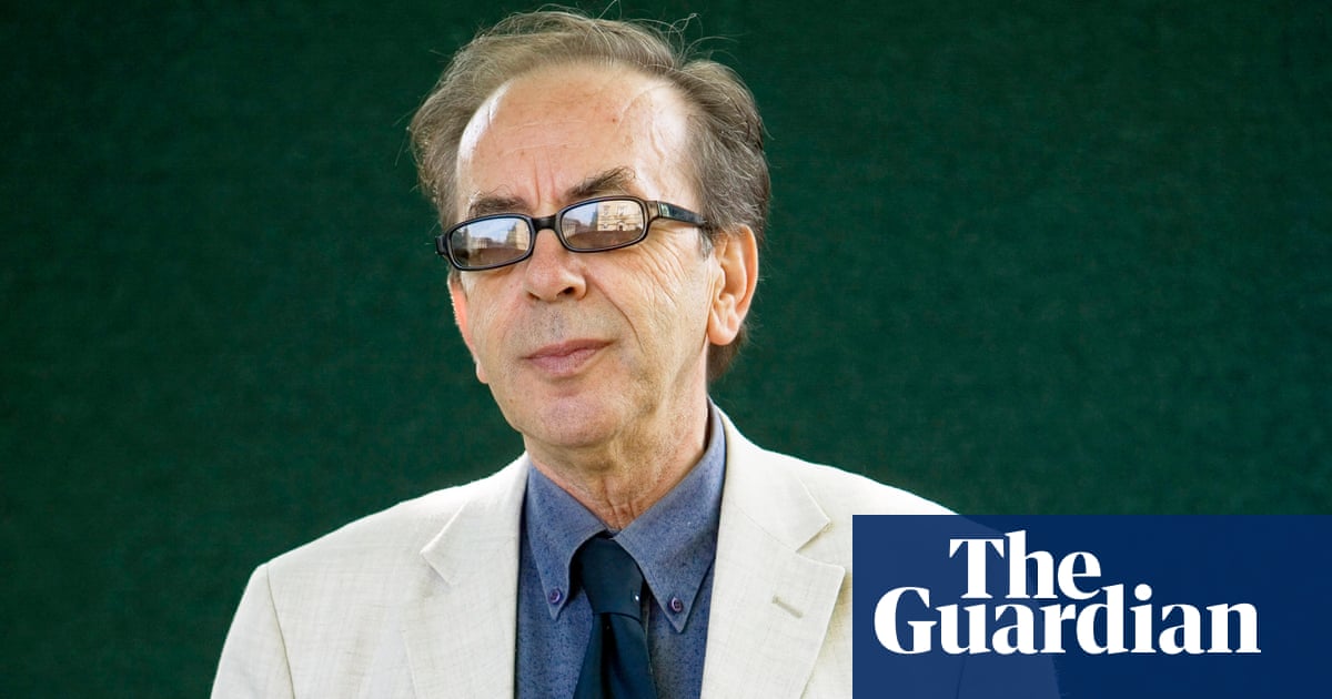 「彼の作品には古代の影が浸透している」:アルベルト・マンゲル、イスマイル・カダレの天才について語る | イスマイル・カダレ 「彼の作品には古代の影が浸透している」:アルベルト・マンゲル、イスマイル・カダレの天才について語る | イスマイル・カダレ