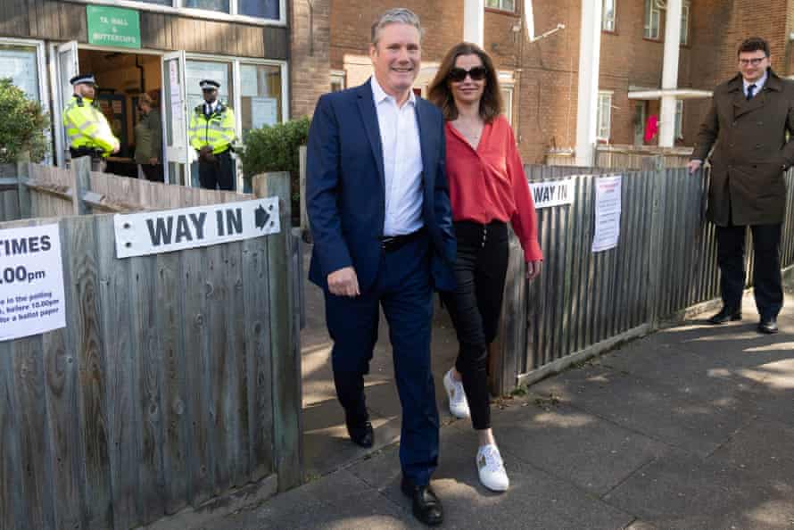 Keir and Victoria Starmer after voting on Thursday.