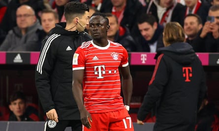 Son going to World Cup with South Korea but Senegal wait on Mané tests | World Cup 2022 5 Sadio Mané goes off during Bayern Munich’s game at home to Werder Bremen.