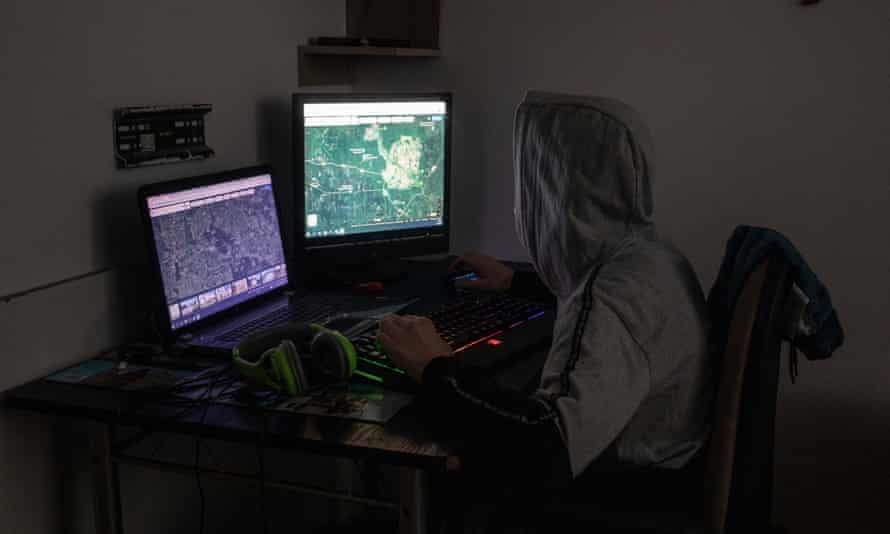 14-year-old Bartek invented a device to locate people pushed back to Belarus