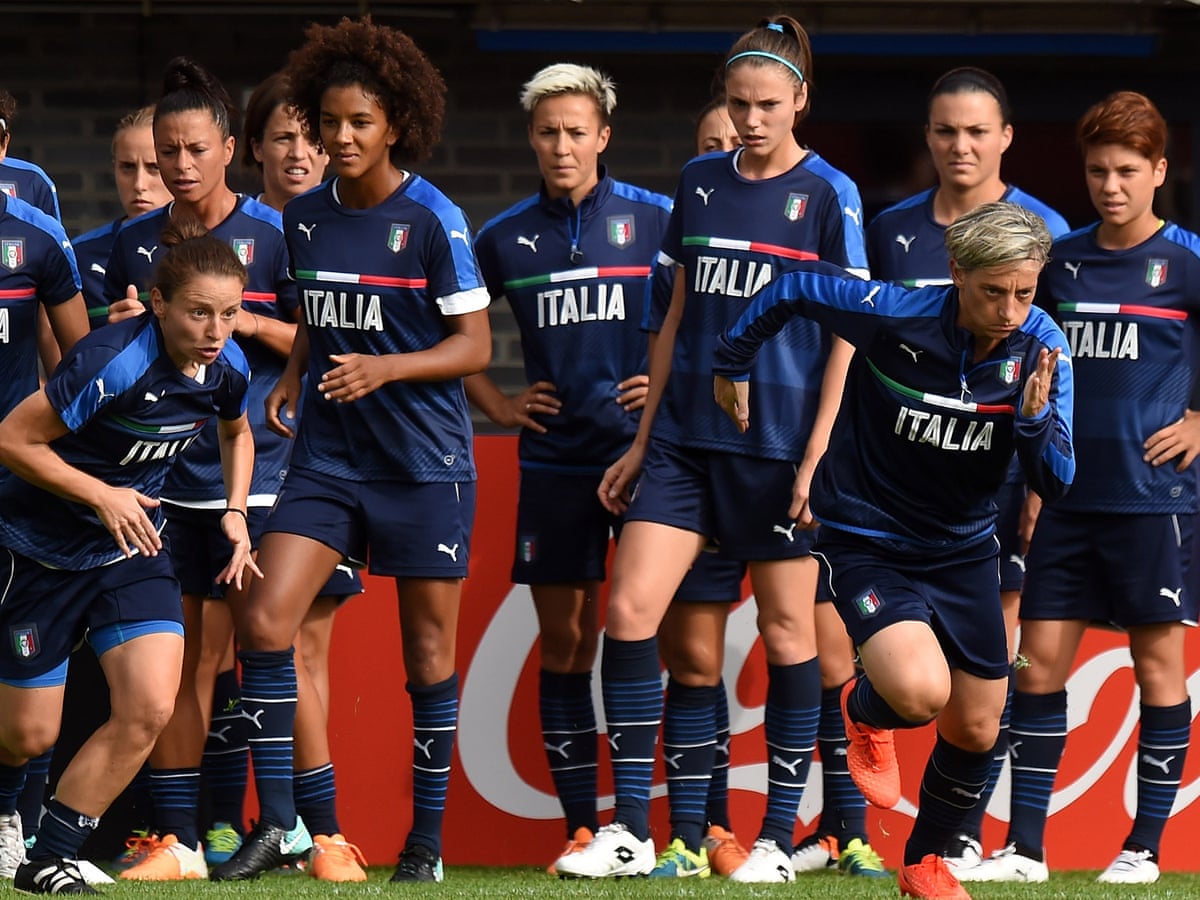 Football S Gender Pay Gap Worse Than In Politics Medicine And