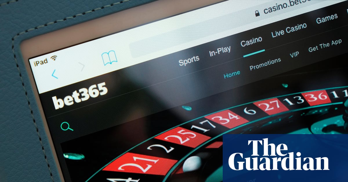 UK gambling firms make extra £1bn from punters amid calls for tax rises