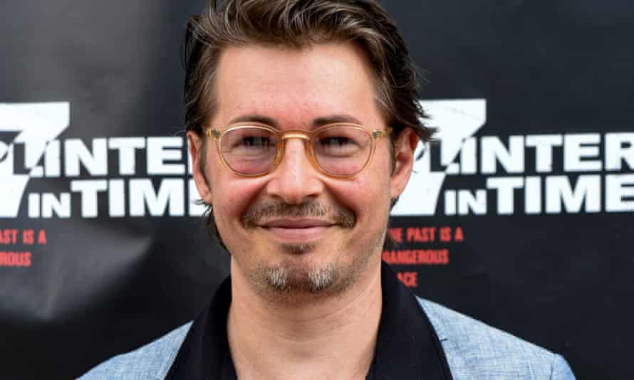 Narrator of 133hour audiobook proclaims boom in 'evolving art