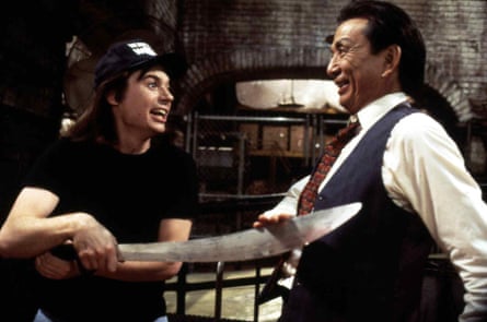 Avec Mike Myers dans Wayne's World 2.