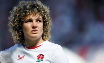 Ellie Kildunne in England kit