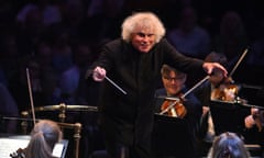 simon rattle conducting the LSO at the Proms.Photo by Mark Allan