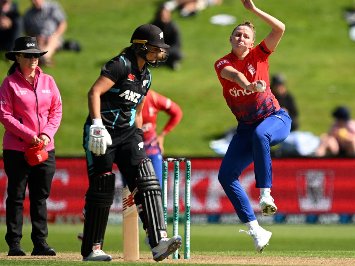 England beat New Zealand in first women's T20 international – as it happened | Women's cricket | The Guardian