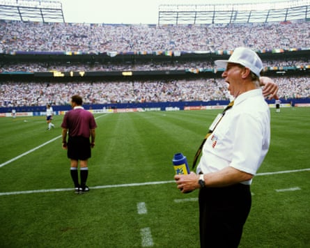 Jack Charlton issues a few choice words to his Republic of Ireland team at the 1994 World Cup.