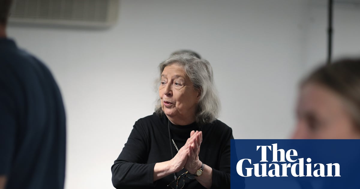 От преподаването на актьорско майсторство до управлението на фирма за