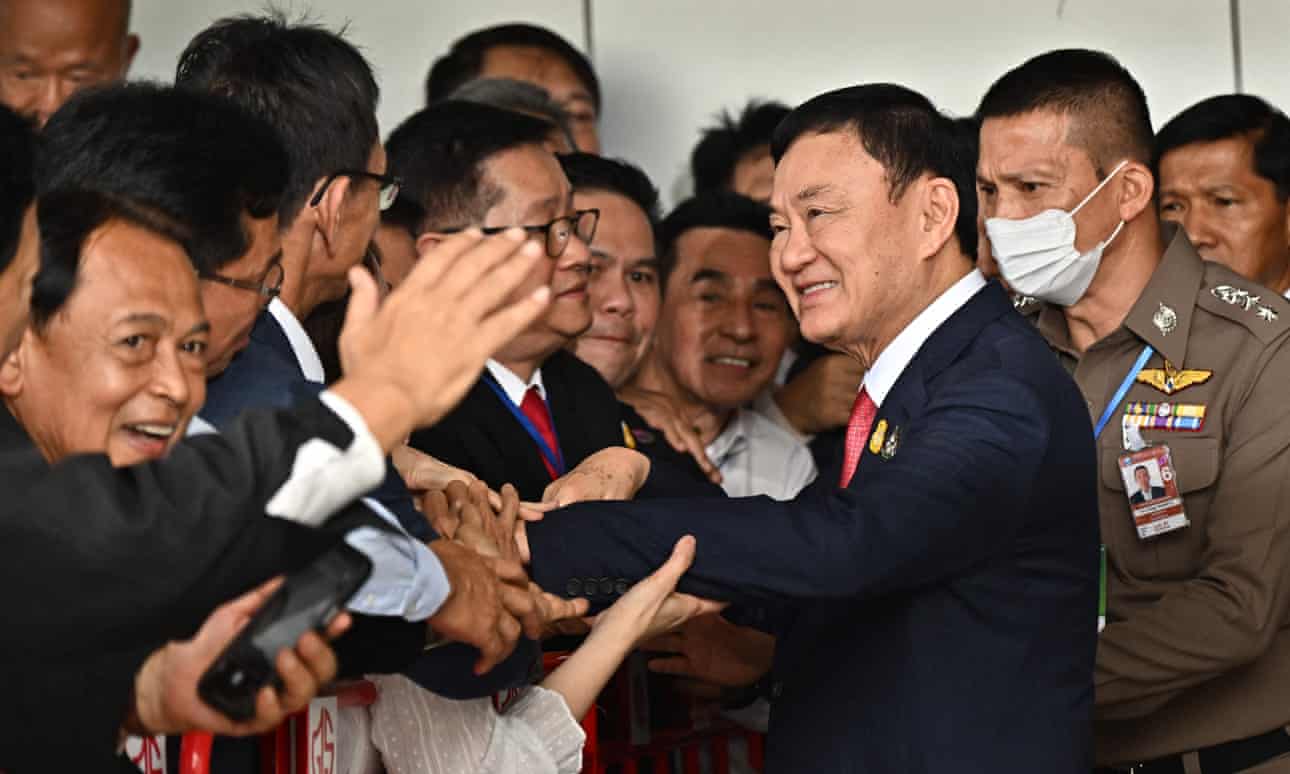 El ex primer ministro tailandés Thaksin Shinawatra, encarcelado, será liberado
