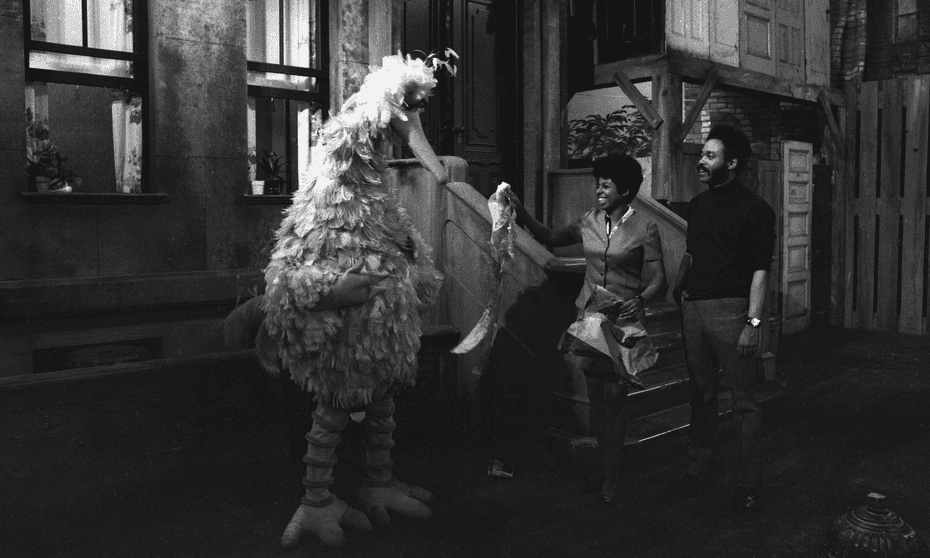 Big Bird with actors Loretta Long and Matt Robinson, husband and wife of AKA duo Susan and Gordon.