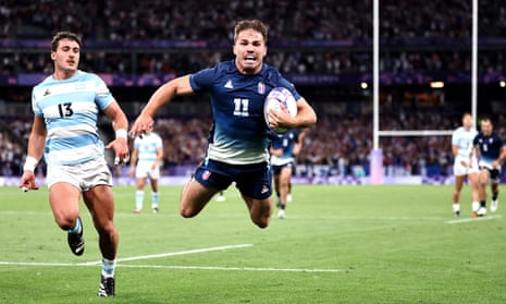 Antoine Dupont's dream finish clinches France's rugby sevens semi-final spot | Paris Olympic Games 2024 | The Guardian