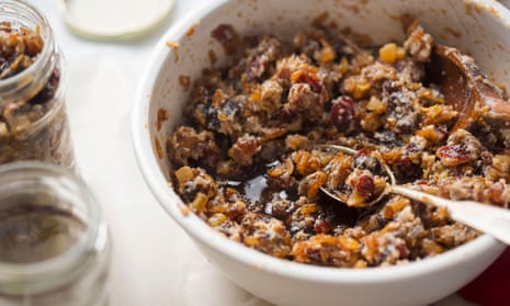 What can you make with mincemeat apart from mince pies? | Christmas ...