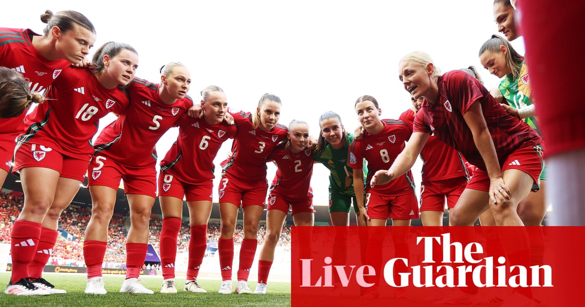 Wales team bus involved in crash but no reported injuries