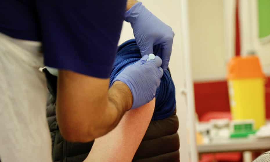 Person being vaccinated against Covid-19