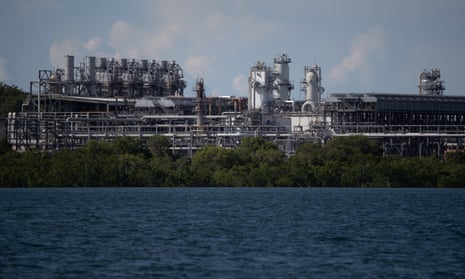 A LNG gas processing facility in Darwin.