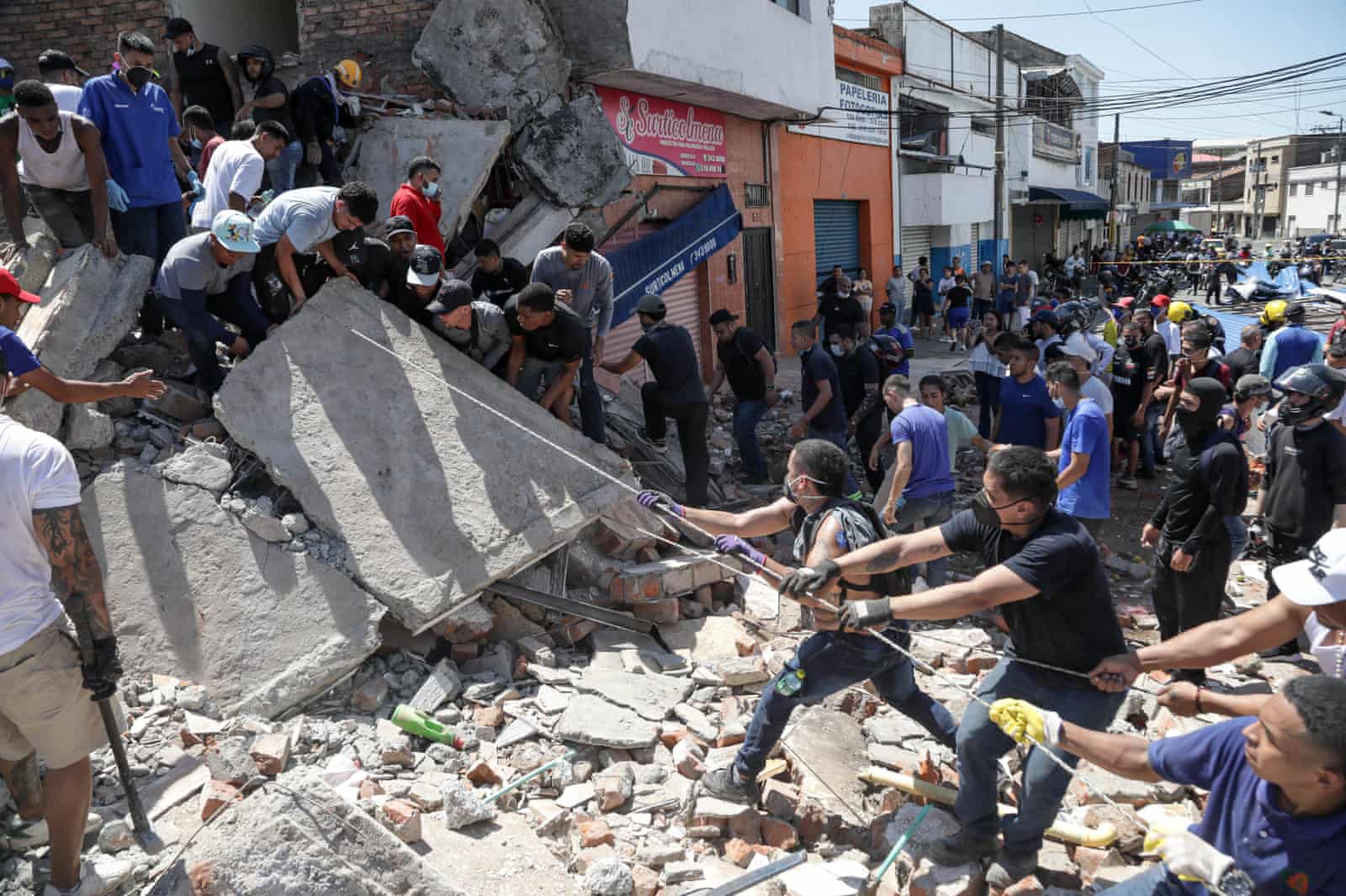 132 Orang Tewas dalam Gempa Kolombia, Ratusan Korban Masih Ditangani