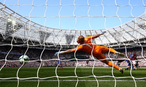 Michail Antonio of West Ham United scores his team’s first goal