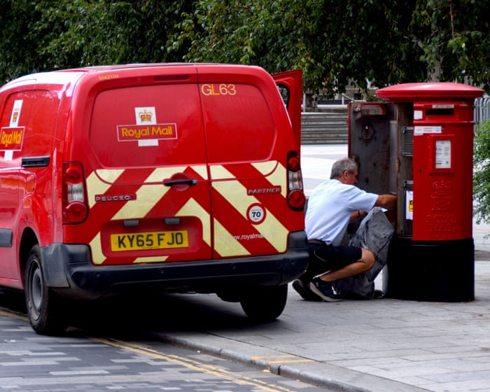 Royal Mail still missing delivery targets after sale to Czech tycoon Křetínský