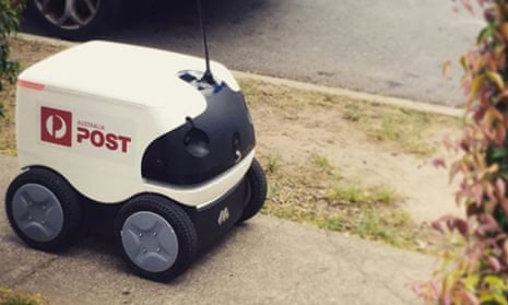 Australia Post are trialling a new parcel delivery service in the Brisbane suburb of New Farm using an autonomous robot.